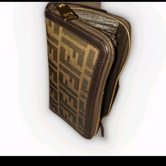 Fendi Zucca Long Zip Around Clutch Wallet - Picture 2 of 8